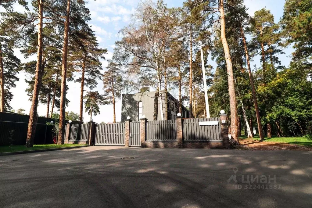 Таунхаус в Алтайский край, Барнаул тракт Змеиногорский, 72Б/2 (273 м) - Фото 1