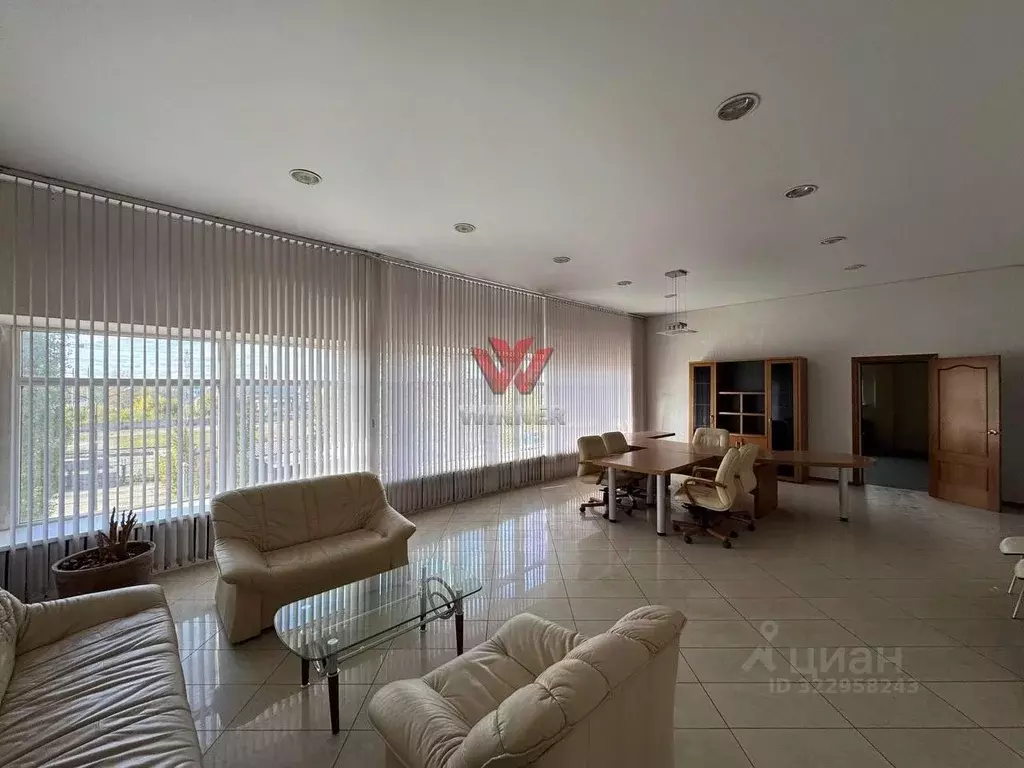 Офис в Нижегородская область, Нижний Новгород ул. Коминтерна, 43 (180 ... - Фото 1