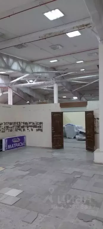 Торговая площадь в Татарстан, Казань ул. Сибирский Тракт, 34к1 (1000 ... - Фото 1