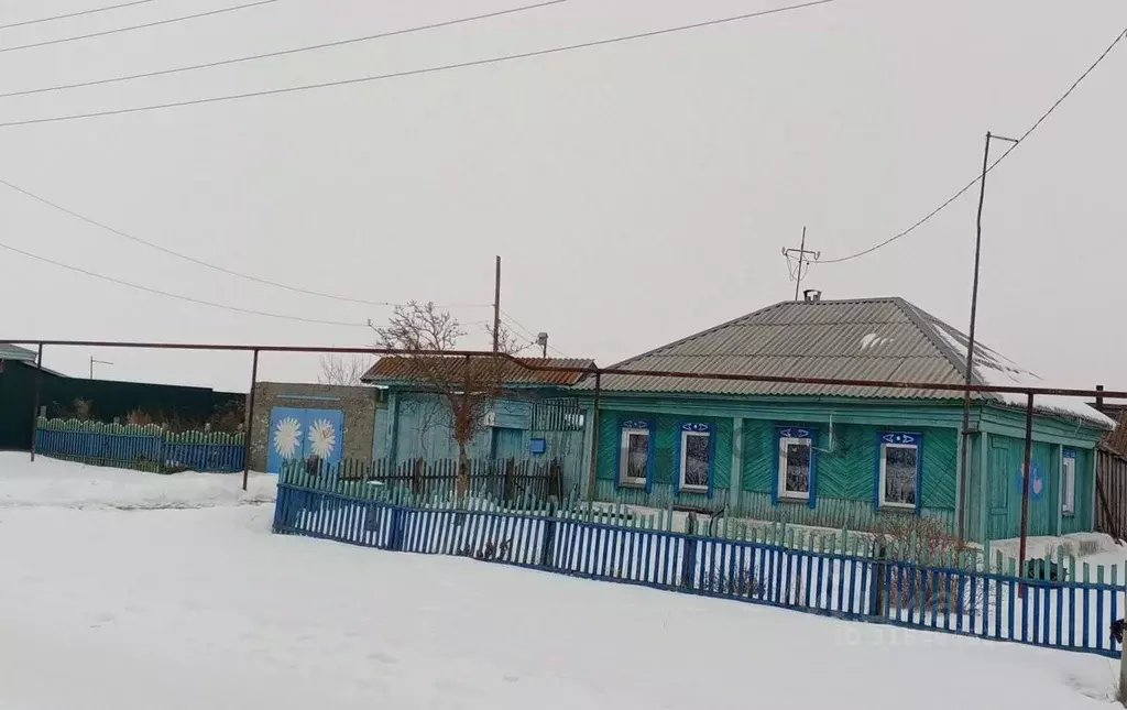 Дом в Челябинская область, Уйский муниципальный округ, д. Яринка ул. ... - Фото 0