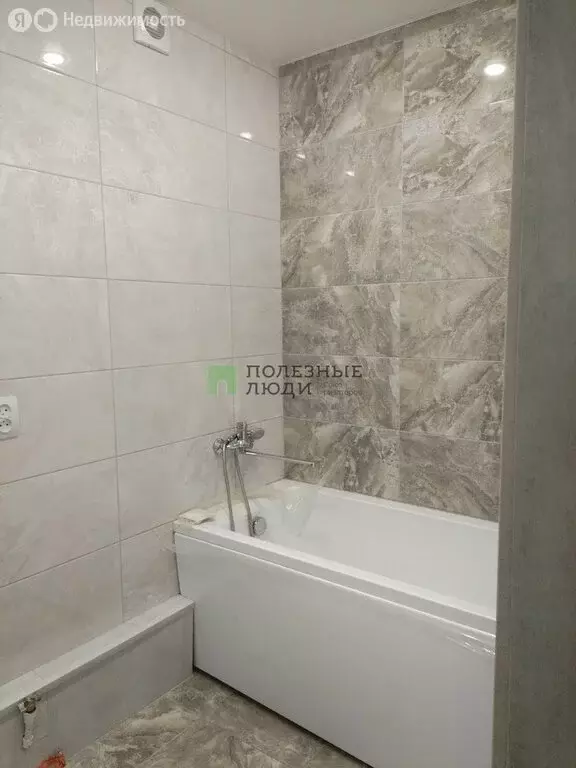 Дом в посёлок Дубовое, микрорайон Северный, Театральная улица, 17А ... - Фото 1