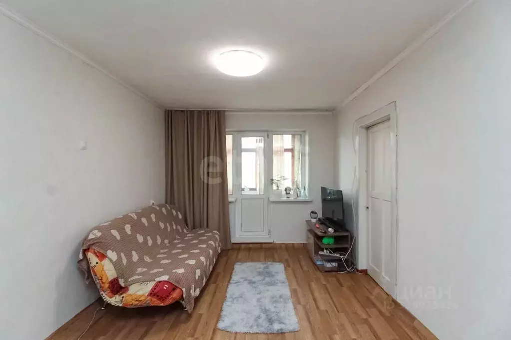 2-к кв. Красноярский край, Красноярск ул. Кутузова, 27 (44.5 м) - Фото 1