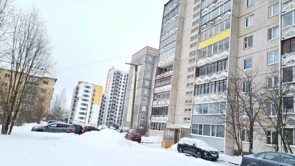 3-к кв. Карелия, Петрозаводск ул. Хейкконена, 14 (65.9 м) - Фото 0