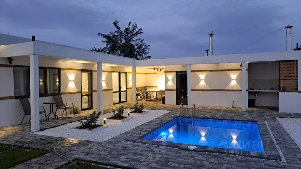 Дом в Краснодарский край, Краснодар А-136, 17-й км (120 м) - Фото 1