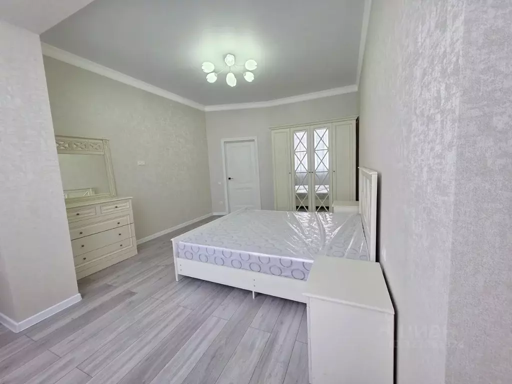 3-к кв. Кабардино-Балкария, Нальчик ул. Тарчокова, 31к2 (110.0 м) - Фото 2