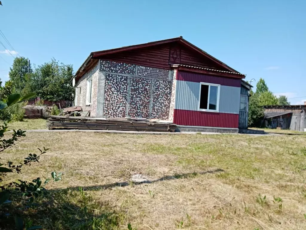 3-к кв. Карелия, Муезерский пгт ул. Южная, 12 (72.5 м) - Фото 1