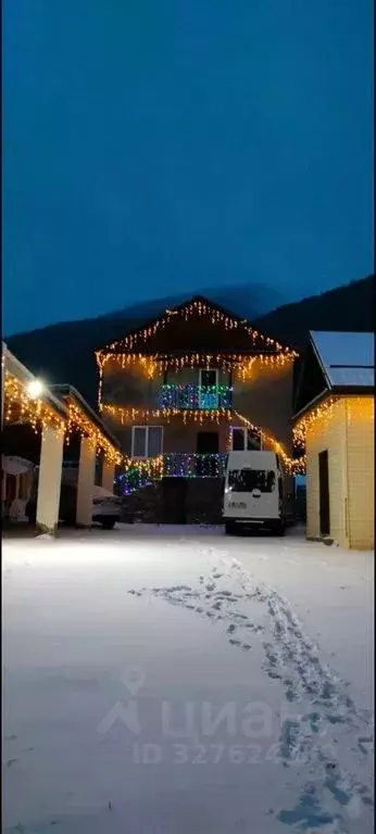 Дом в Кабардино-Балкария, Эльбрусский район, с. Эльбрус  (100 м) - Фото 1