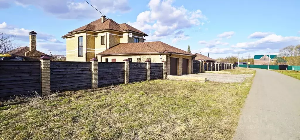 Коттедж в Татарстан, с. Пестрецы ул. Мешинская, 2 (449 м) - Фото 1