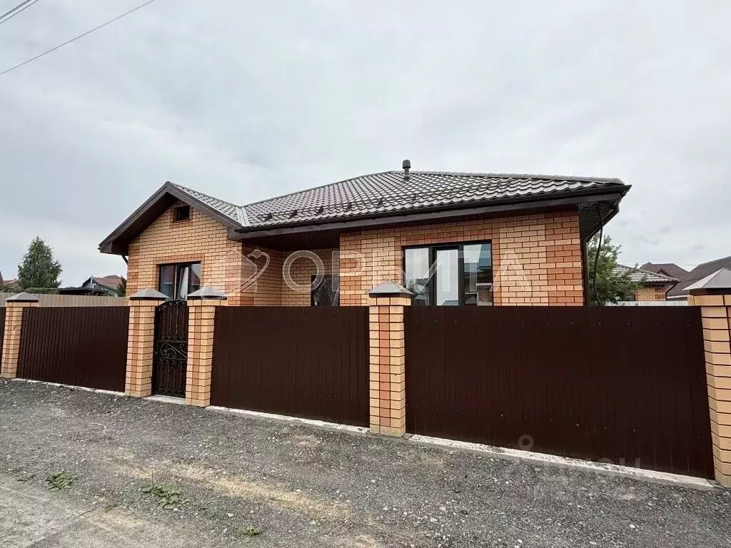 Дом в Тюменская область, Тюмень Центральная пл. (103 м) - Фото 1