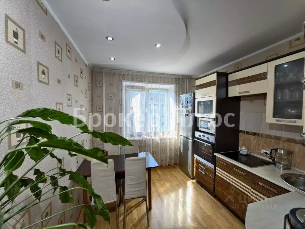 3-к кв. Хакасия, Абакан просп. Дружбы Народов, 23 (64.5 м) - Фото 1