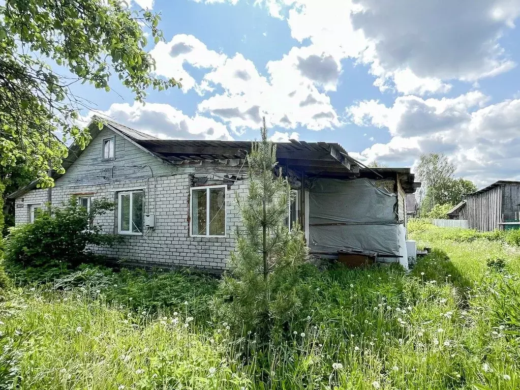 Дом в Ярославская область, Некрасовский муниципальный округ, Бурмакино ... - Фото 0