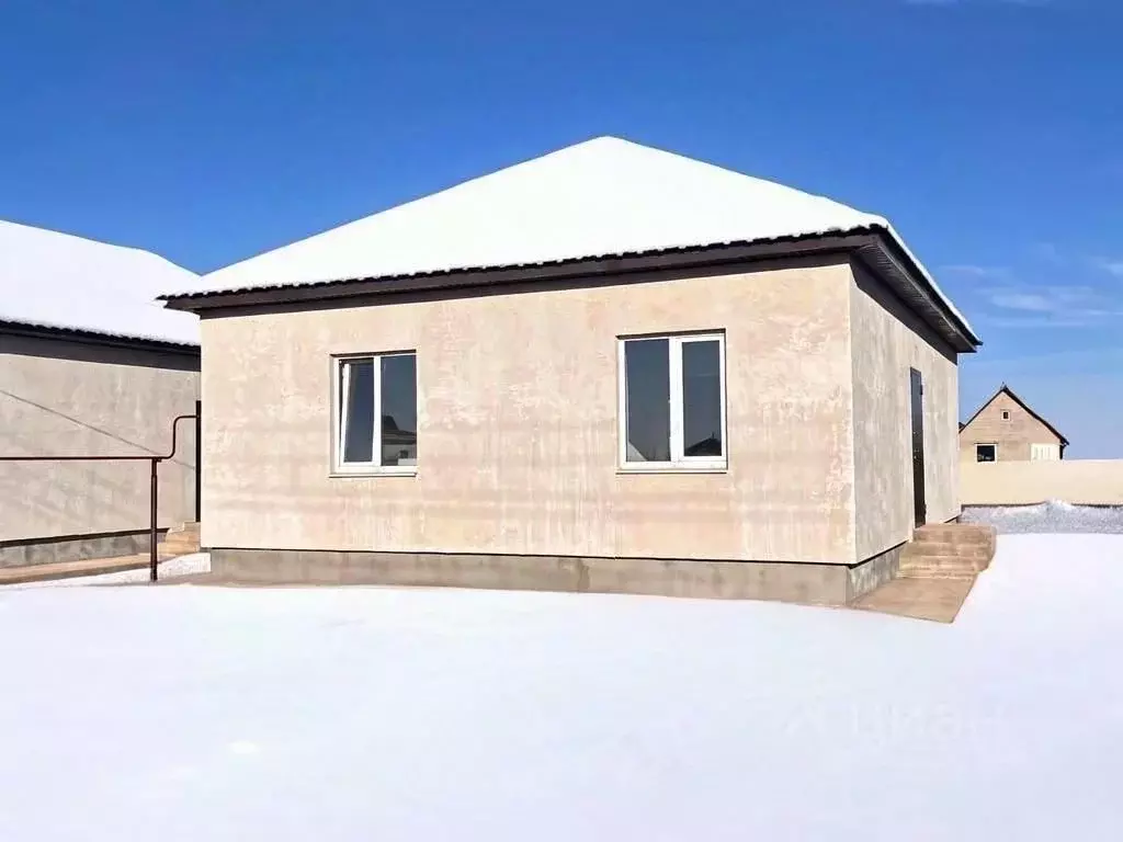 Дом в Оренбургская область, Оренбургский район, Южноуральский ... - Фото 1