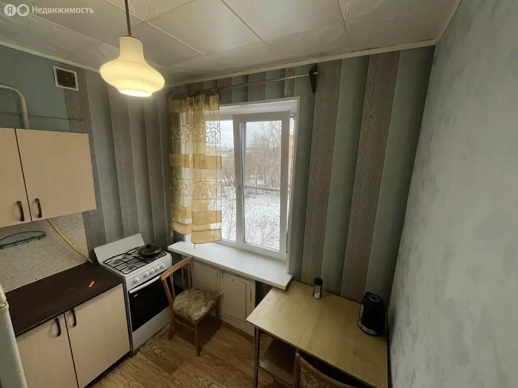 2-комнатная квартира: Челябинск, Трудовая улица, 11 (42.4 м) - Фото 1