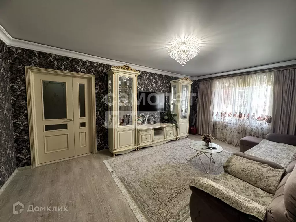 Продаётся 2-к квартира, 65 м - Фото 0