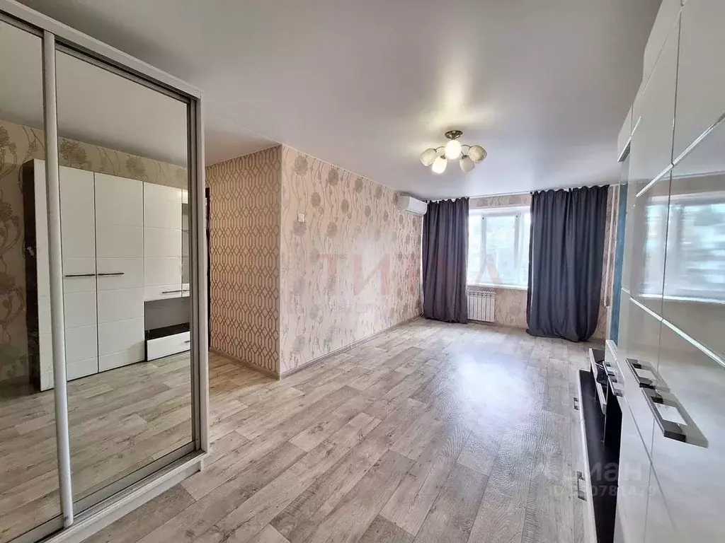 2-к кв. Белгородская область, Старый Оскол Молодогвардеец мкр, 6 (44.0 ... - Фото 0