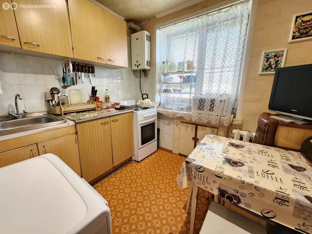 2-комнатная квартира: Великие Луки, улица Ставского, 21 (43.7 м) - Фото 2