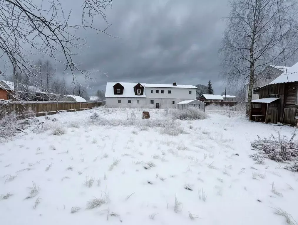 Участок в Ленинградская область, Киришский район, Будогощь пгт ул. ... - Фото 1