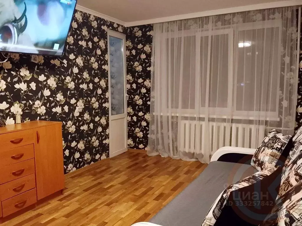 2-к кв. Крым, Евпатория городской округ, Мирный пгт ул. Сырникова, 18 ... - Фото 1