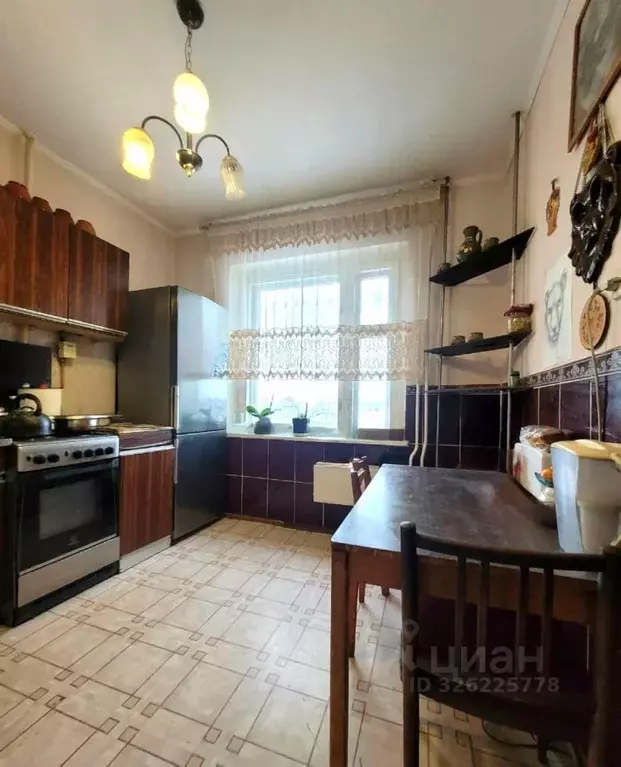 3-к кв. Омская область, Омск ул. Котельникова, 12 (63.0 м) - Фото 1