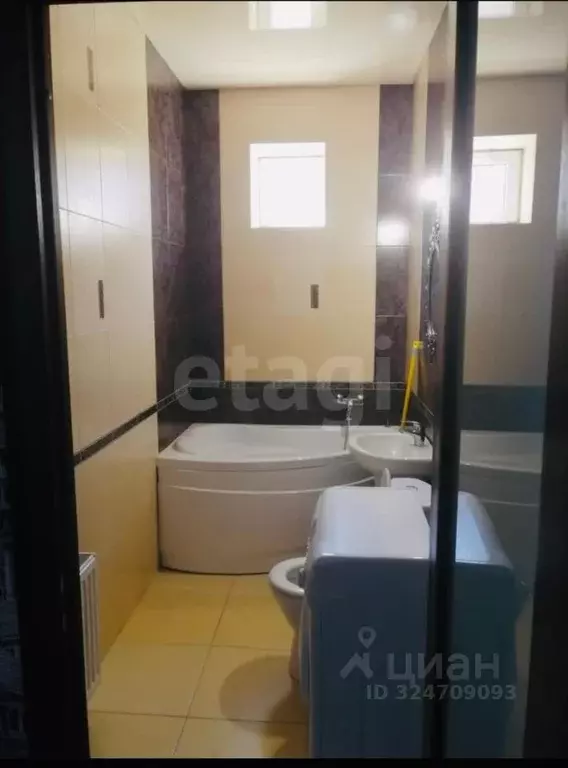 2-к кв. Адыгея, Тахтамукайский район, Старобжегокайское с/пос, Новая ... - Фото 1