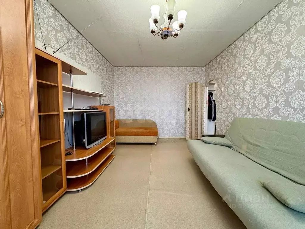 2-к кв. Вологодская область, Череповец Ленинградская ул., 16 (50.4 м) - Фото 1