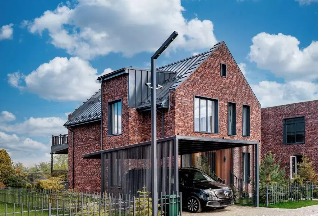 Коттедж, 180 м - Фото 1