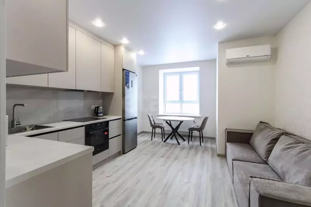 1-к кв. Тюменская область, Тюмень ул. Тимофея Кармацкого, 7 (45.44 м) - Фото 1