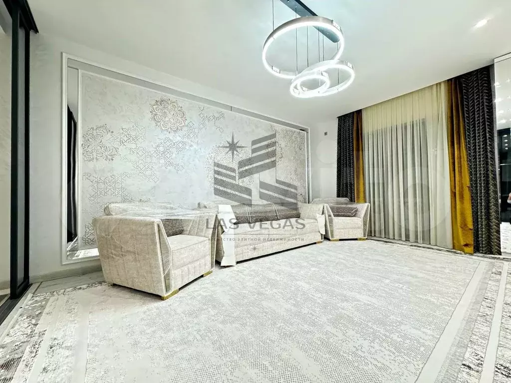 3-к. квартира, 80 м, 7/10 эт. - Фото 0