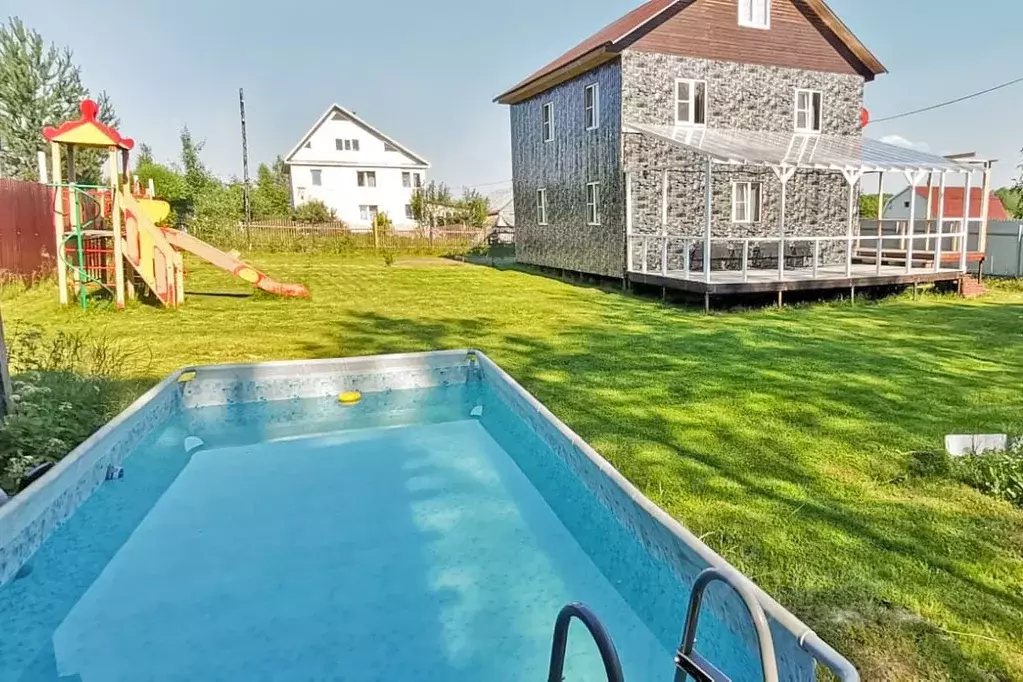 Дом в Ленинградская область, Приозерский район, Петровское с/пос, пос. ... - Фото 1