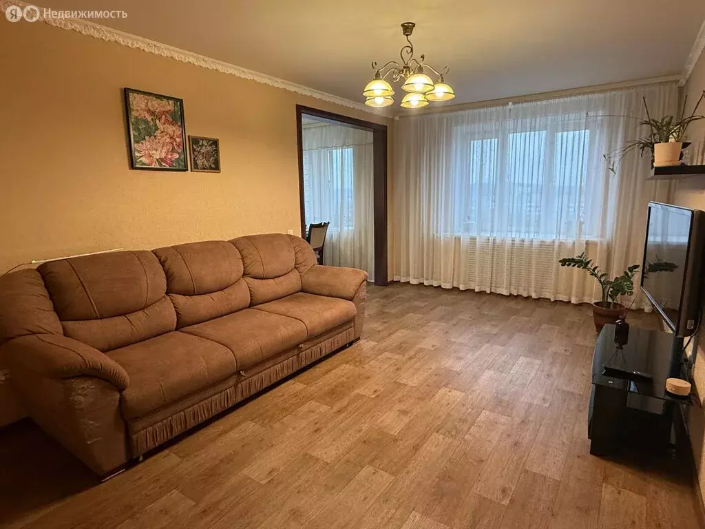 3-комнатная квартира: Уфа, Черниковская улица, 51 (81.8 м) - Фото 1