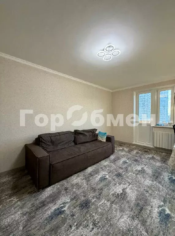 Продается комната в 3-комнатной квартире - Фото 1