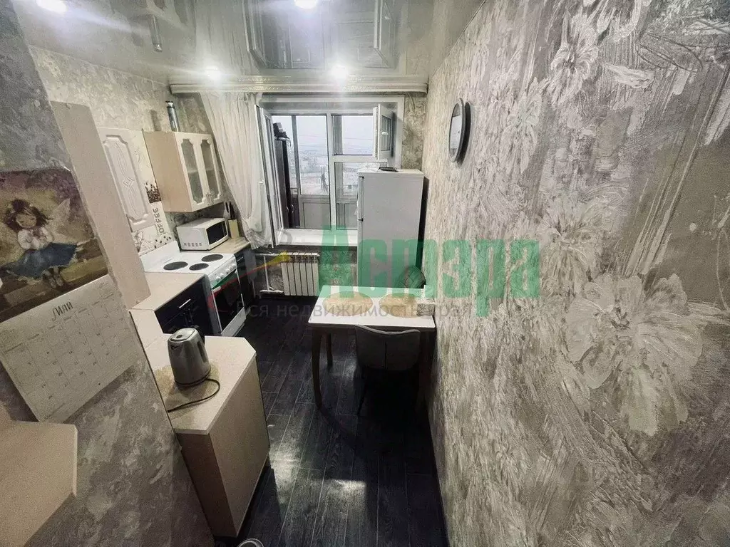 3-к кв. Забайкальский край, Чита Трактовая ул., 8 (59.2 м) - Фото 0
