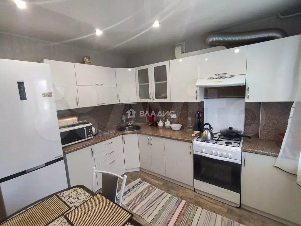 3-к. квартира, 63,1 м, 1/3 эт. - Фото 1