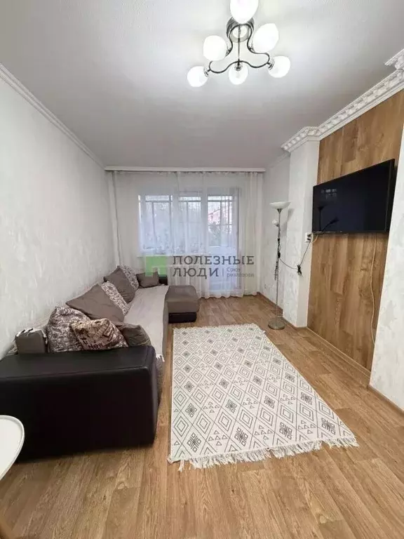 3-к кв. Курганская область, Курган ул. Сухэ-Батора, 12 (58.4 м) - Фото 1