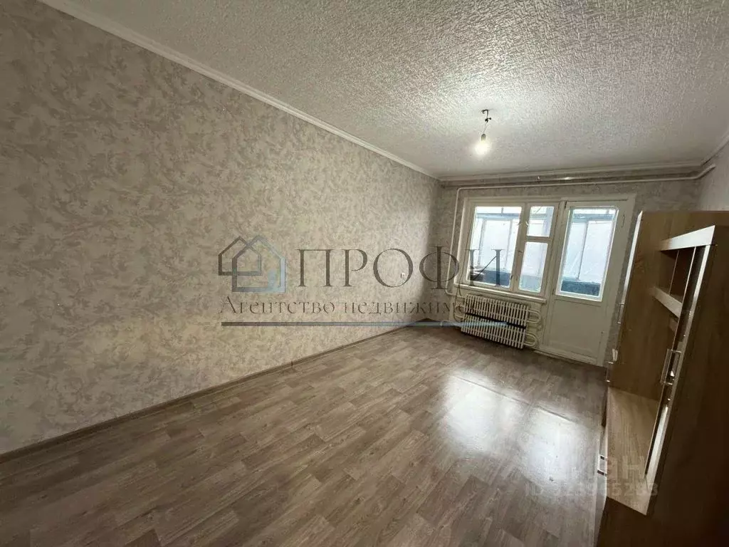 2-к кв. Белгородская область, Новый Оскол Ливенская ул., 136 (50.1 м) - Фото 2