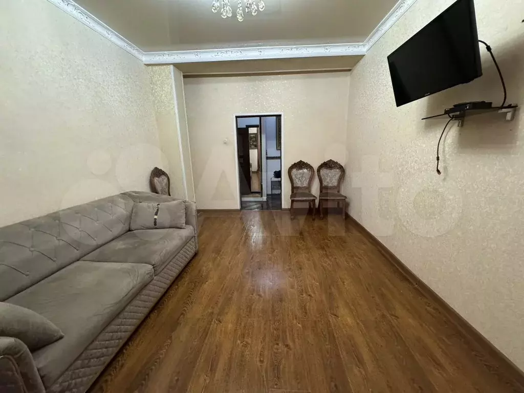 2-к. квартира, 54 м, 4/4 эт. - Фото 0