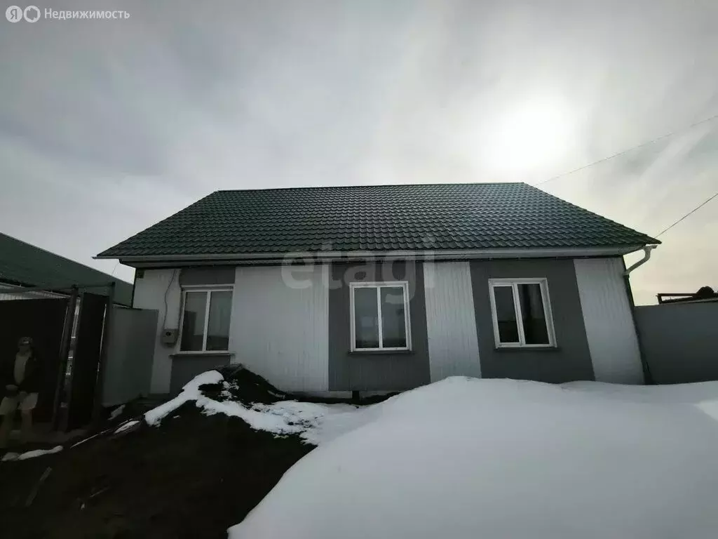 Дом в Красноярский край, посёлок городского типа Козулька (100 м) - Фото 2