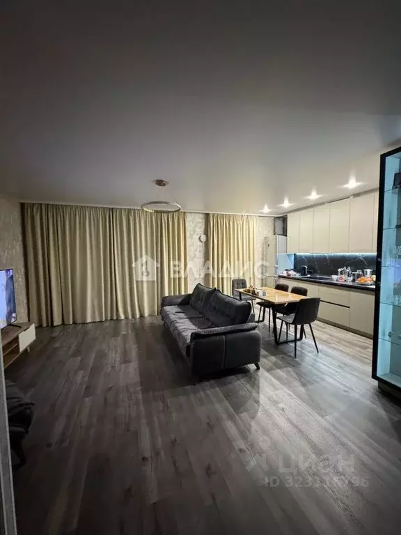 3-к кв. Бурятия, Улан-Удэ 142-й мкр, 6 (91.6 м) - Фото 1