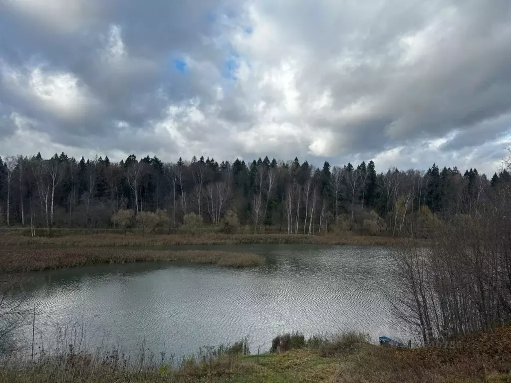 Участок в Московская область, Мытищи городской округ, д. Аксаково ул. ... - Фото 0