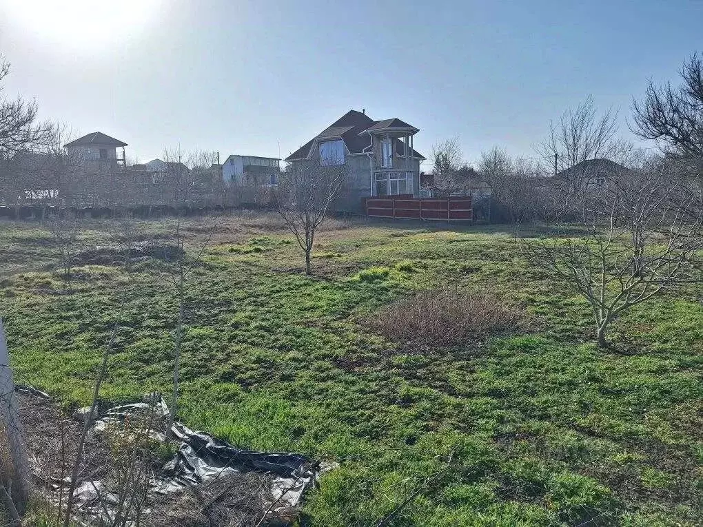 Участок в Крым, Симферопольский район, Перовское с/пос, Новозбурьевка ... - Фото 1