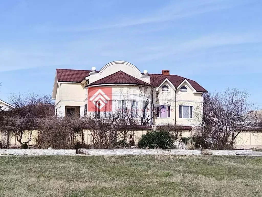 Дом в Крым, Керчь ул. Ленина (558 м) - Фото 2