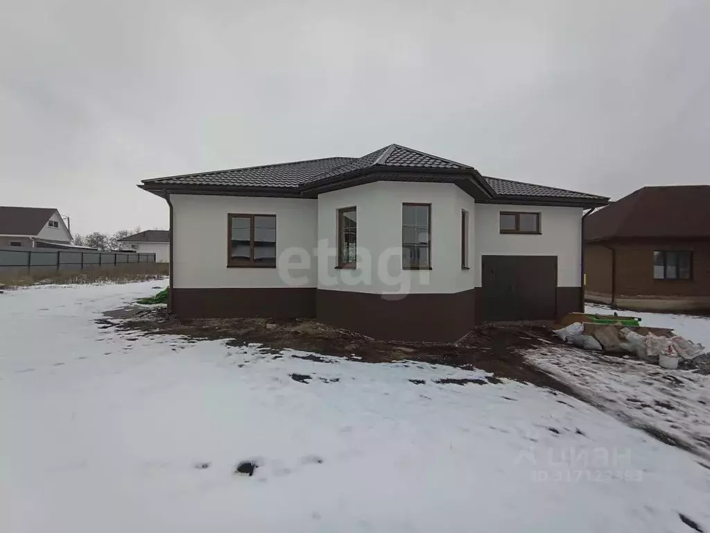 Дом в Белгородская область, Белгородский район, Пушкарское с/пос, с. ... - Фото 0