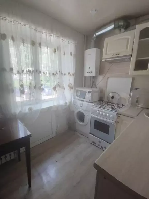 2-к. квартира, 46 м, 1/5 эт. - Фото 0