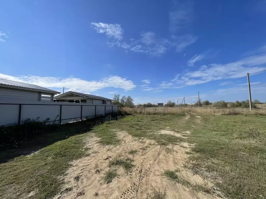 Участок в Краснодарский край, Темрюкский район, Голубицкое с/пос, ... - Фото 2