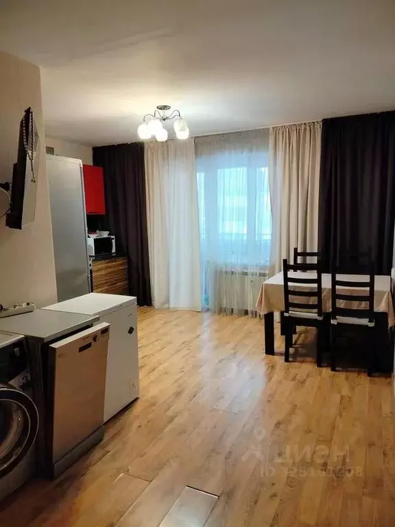 2-к кв. Челябинская область, Челябинск ул. Бейвеля, 39 (64.3 м) - Фото 0