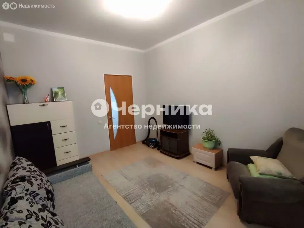 2-комнатная квартира: Ессентуки, улица Володарского, 13 (41 м) - Фото 0