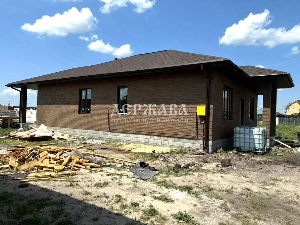 Коттедж в Белгородская область, Старый Оскол Радужный мкр,  (115 м) - Фото 0