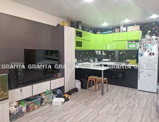 1-к кв. Красноярский край, Красноярск Молодежный просп., 27 (41.0 м) - Фото 2