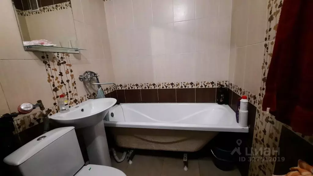 1-к кв. Смоленская область, Смоленск ул. Попова, 115 (43.0 м) - Фото 2