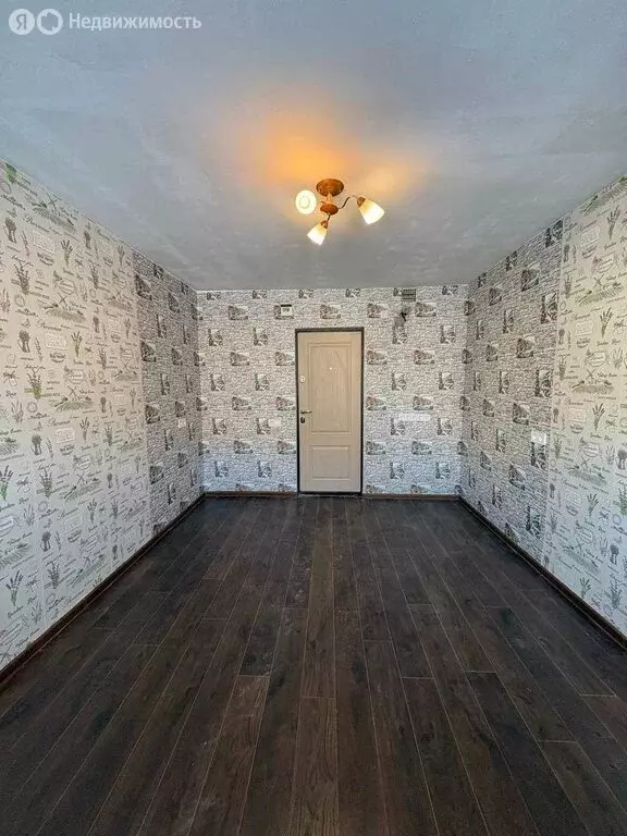 1к в 9-комнатной квартире (13.3 м) - Фото 2